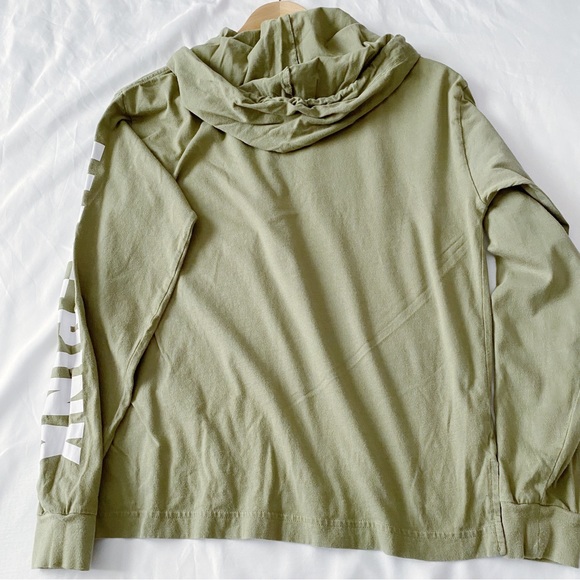 VS Pink Checkered Print Sleeve Hoody T-Shirt - Picture 7 of 12